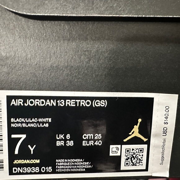Air Jordan 13 Retros - Picture 3 of 3